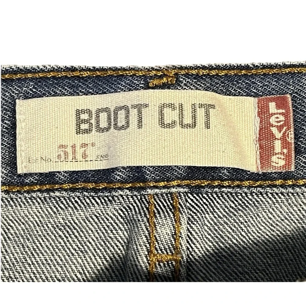 Levi's 517 Jeans Men's 38x30‎ Bootcut Regular Fit Medium Wash Blue Denim Mexico